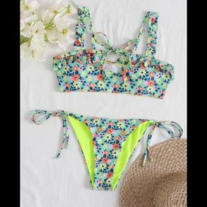 Floral swimsuit bikini